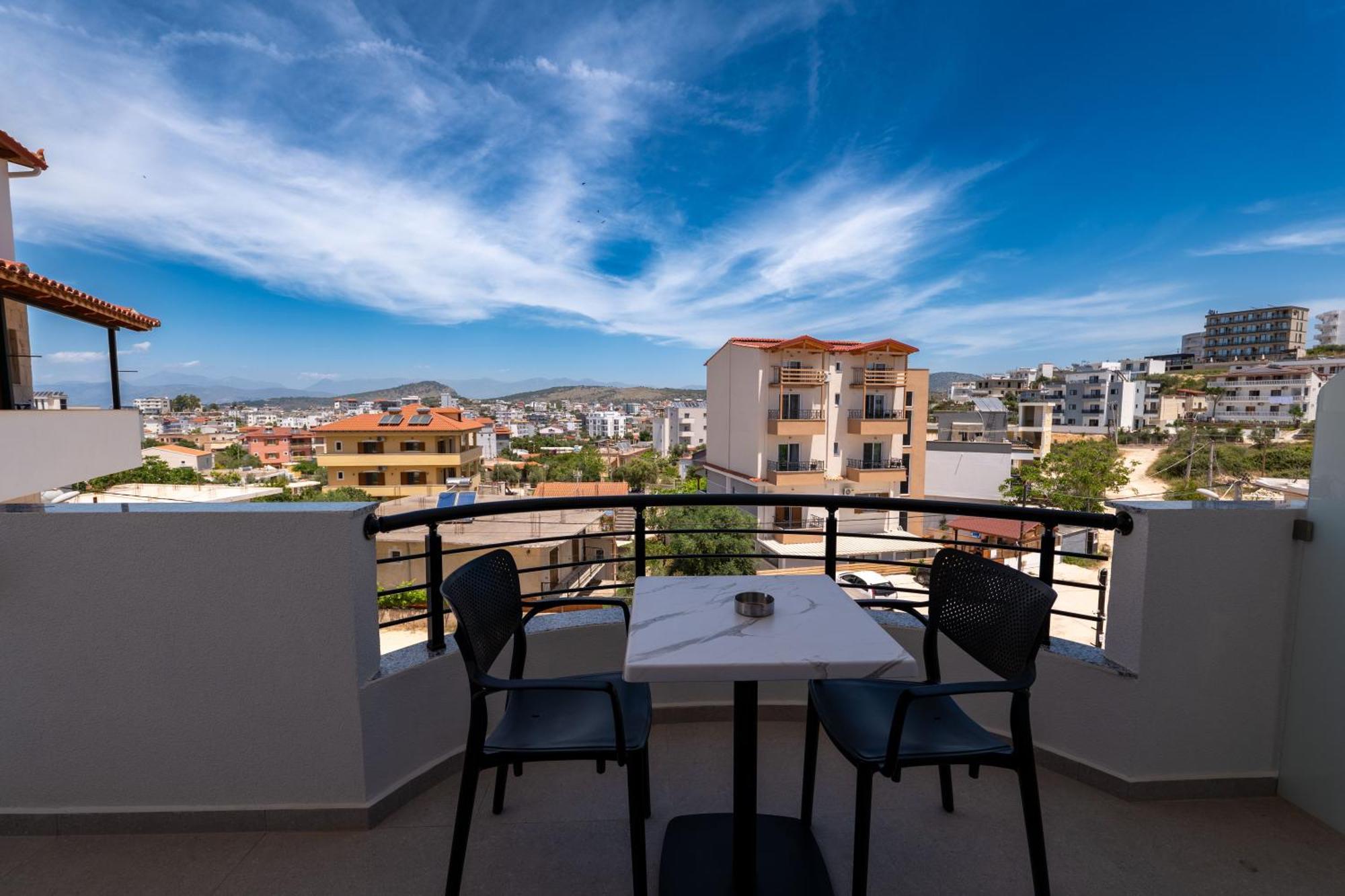 Monel Hotel Ksamil Esterno foto