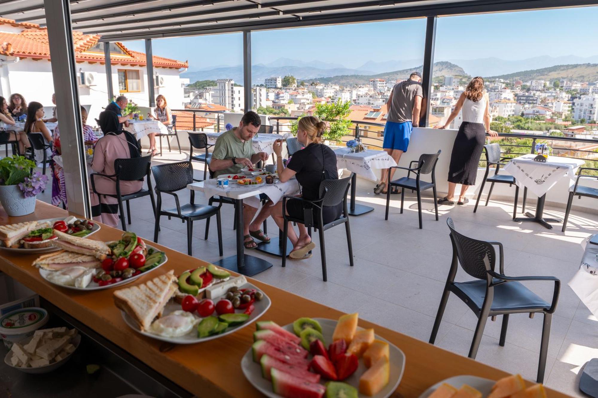Monel Hotel Ksamil Esterno foto