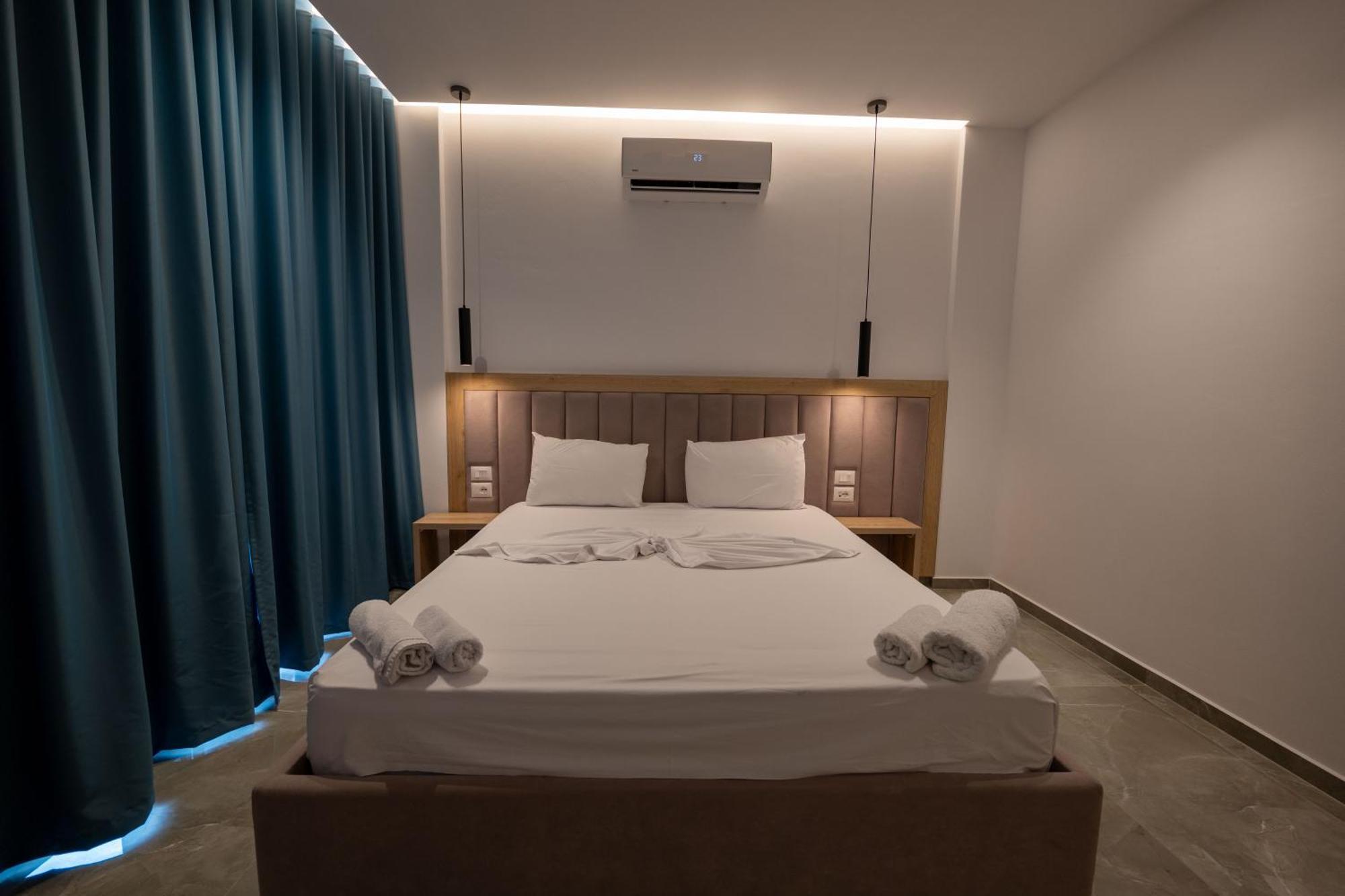 Monel Hotel Ksamil Esterno foto