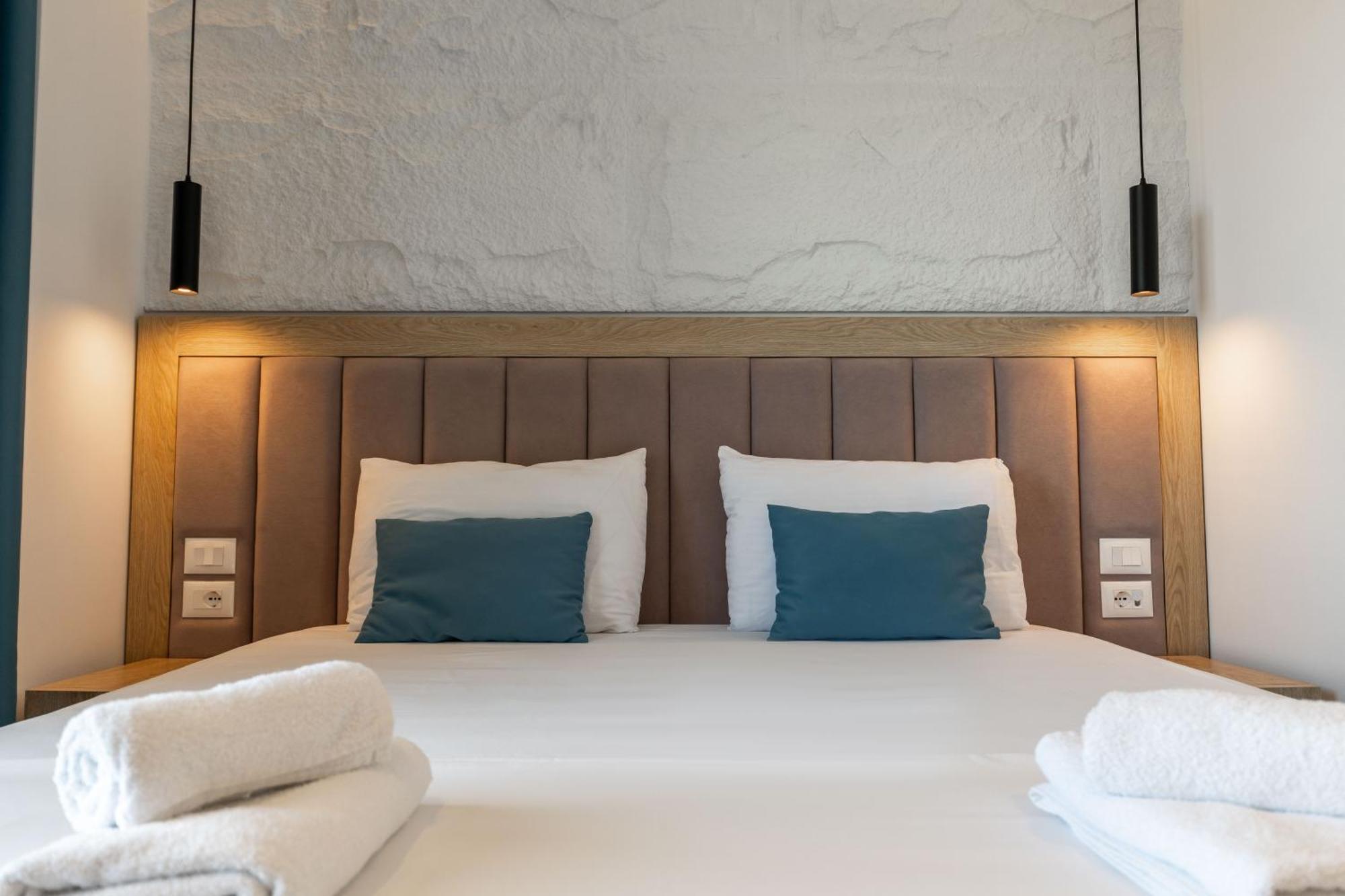 Monel Hotel Ksamil Esterno foto