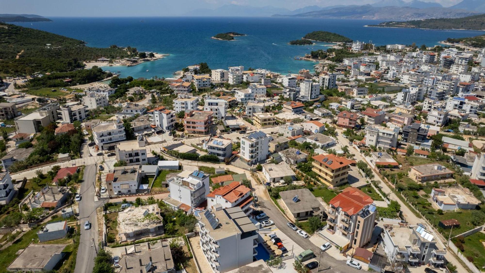 Monel Hotel Ksamil Esterno foto