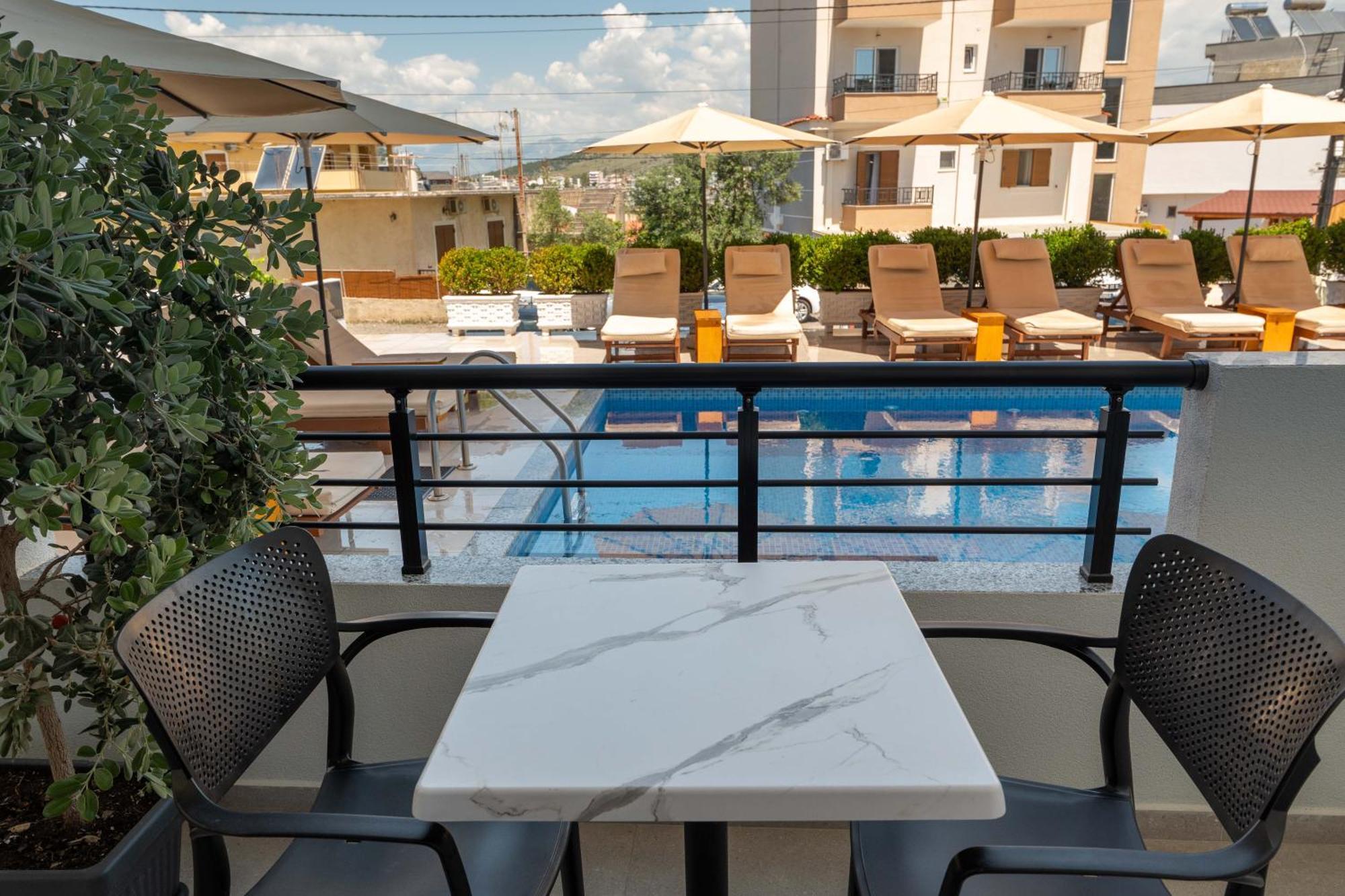 Monel Hotel Ksamil Esterno foto